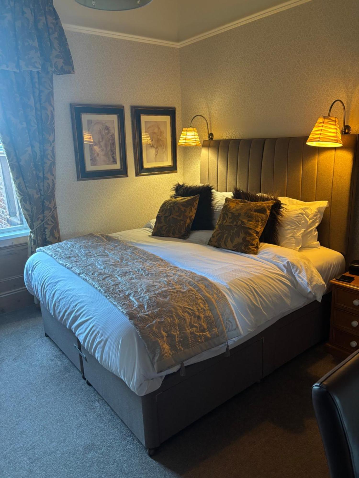 Pensión Brooklands 5*